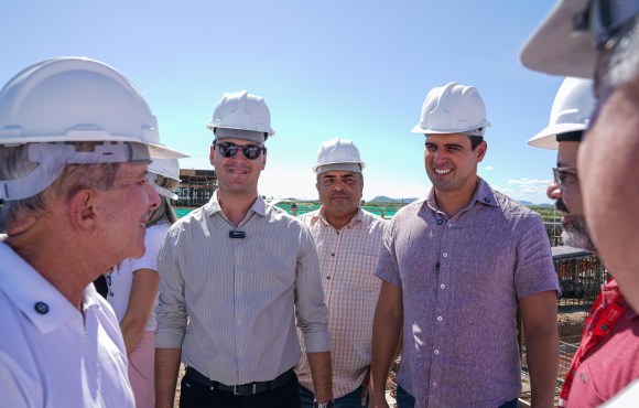 Governador em exercício inspeciona obras de construção do Hospital de Trauma e de reforma e ampliação de unidades de saúde em Patos