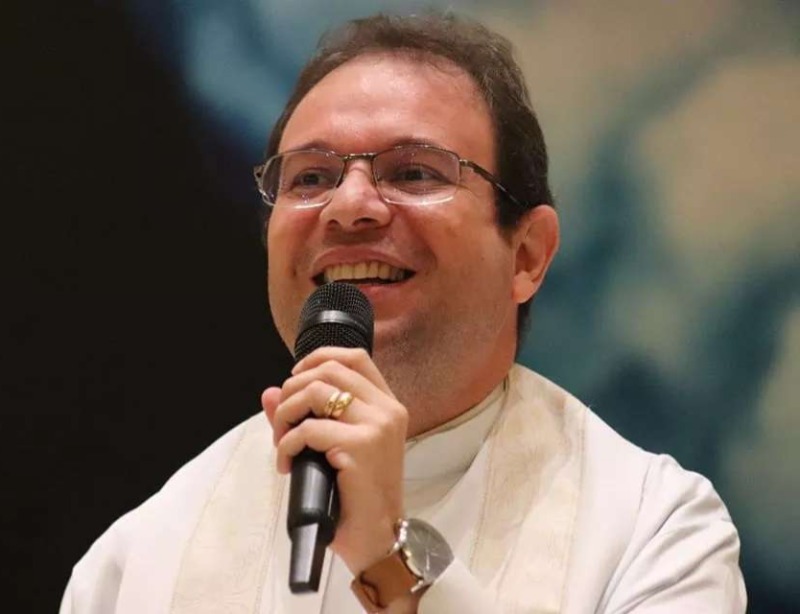 Reconhecido por atrair grandes públicos, Padre Fabrício ministra palestra em Boa Ventura nesta quinta-feira (04)