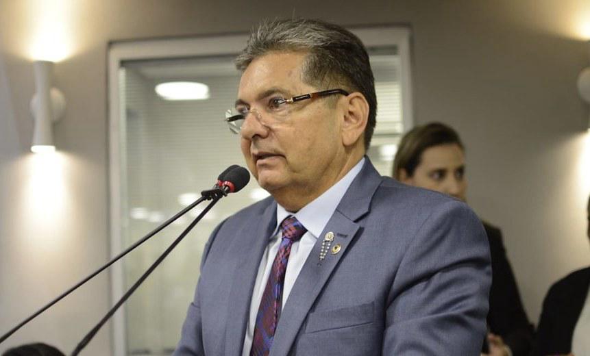 Adriano Galdino critica ação militar dos EUA na Venezuela e alerta para risco ao Direito Internacional