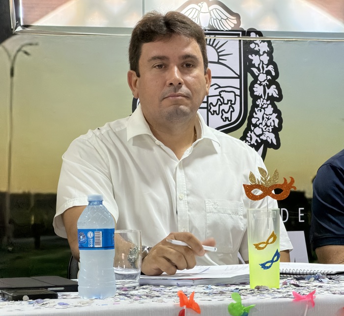 Em coletiva de imprensa, prefeito Helder Carvalho anuncia série de ações para a sede e na zona rural