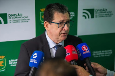 Vereador Tertuliano Maracajá solicita implantação de redutores de velocidade e semáforo no bairro do Centenário