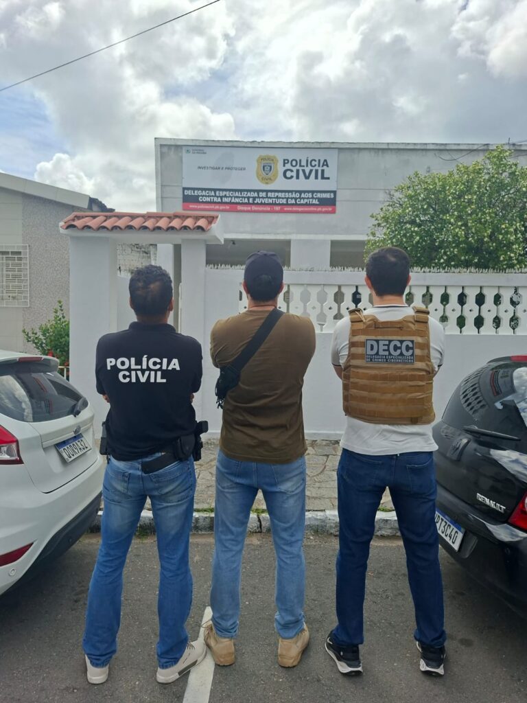 Polícia Civil prende pai condenado por estupro de vulnerável contra a própria filha, em João Pessoa