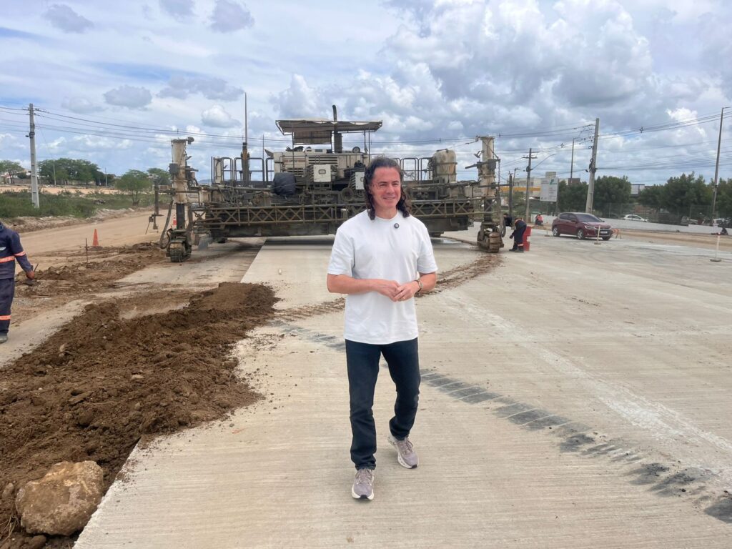 Na quarta-feira de cinzas, Veneziano inspeciona duplicação da R 230 em Campina Grande e garante recursos para cumprir cronograma da obra