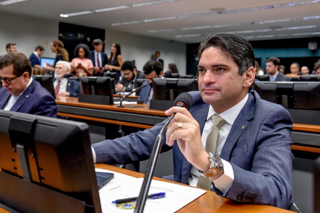 Murilo Galdino figura entre os mais lembrados e ocupa 2ª posição em pesquisa divulgada pelo Polêmica Paraíba