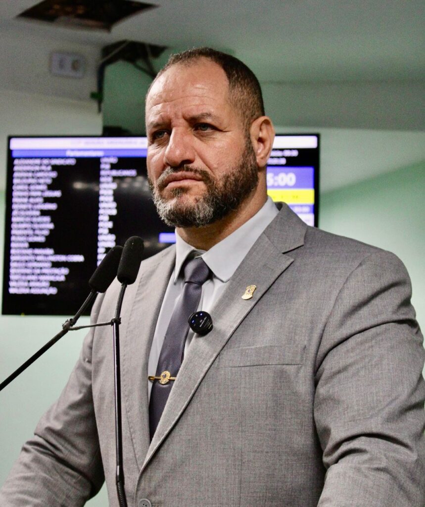 Vereador Sargento Wellington Cobra é escolhido líder do PSB na CMCG