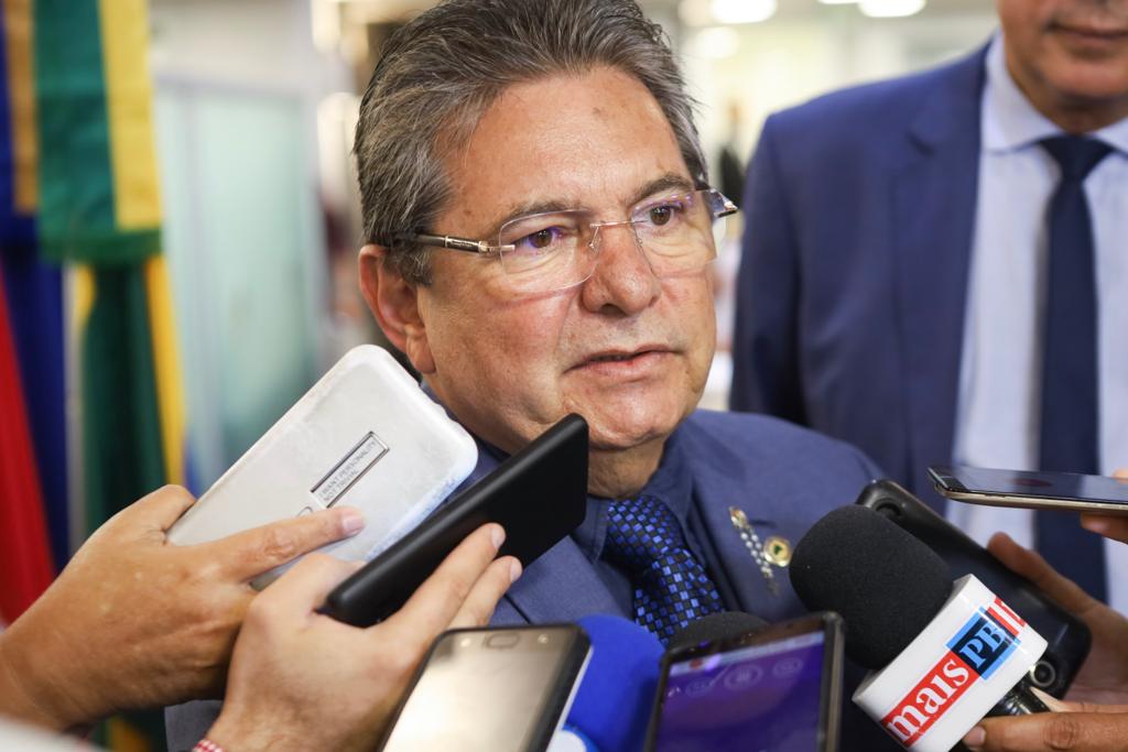 Produção Legislativa de Adriano Galdino fortalece rede de proteção às mulheres na Paraíba