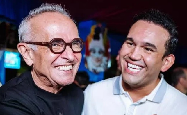Jhony Bezerra confirma rompimento com o governo e anuncia apoio a pré-candidatura de Cícero Lucena