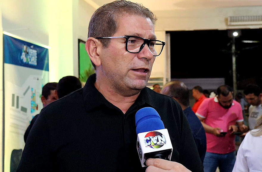 Prefeito de Aguiar rebate críticas e nega “motivo pessoal” ao não apoiar João Azevêdo ao cargo de senador