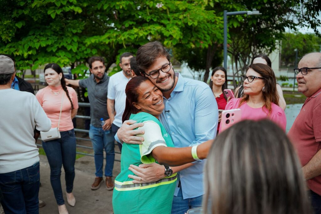 Bruno destaca valorização dos garis durante celebração de Páscoa em Campina Grande