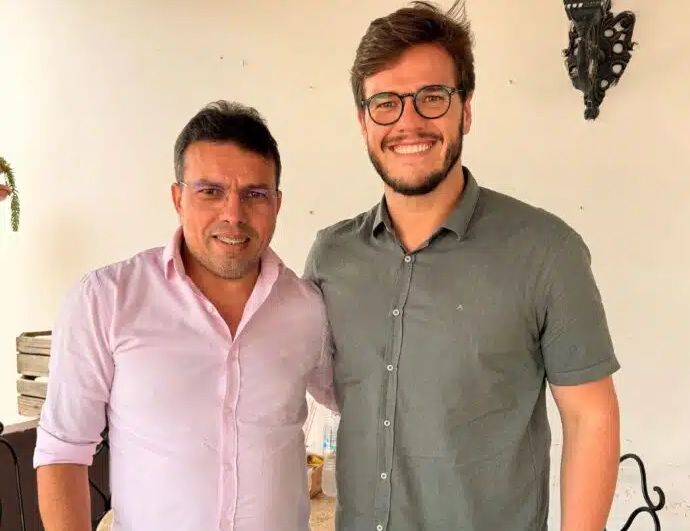 Vereador Márcio Guedes adere à base aliada do prefeito Bruno Cunha Lima