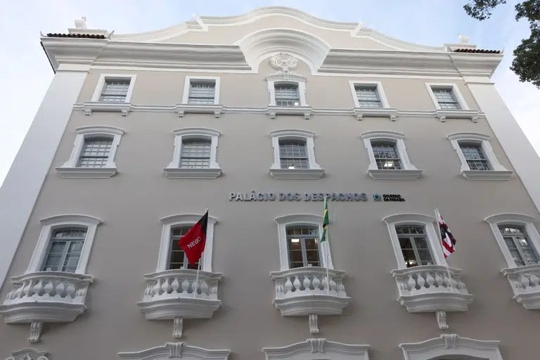 Diário Oficial do Estado traz mudanças de secretários e auxiliares do Governo da Paraíba