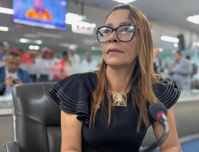 Aninha Cardoso propõe audiência pública para reforçar fiscalização e prevenção contra bebidas adulteradas no São João de Campina Grande 2026