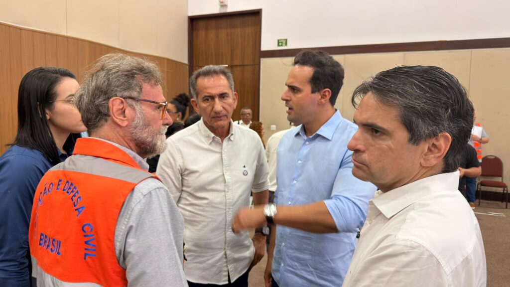 Murilo Galdino participa de reunião com governador Lucas Ribeiro e ministro Waldez Góes para discutir impactos das chuvas na Paraíba