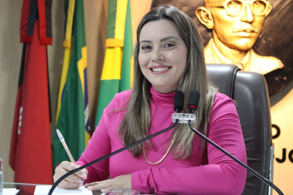 Mais quatro projetos da vereadora Waléria Assunção são aprovados por unanimidade na Câmara de Campina