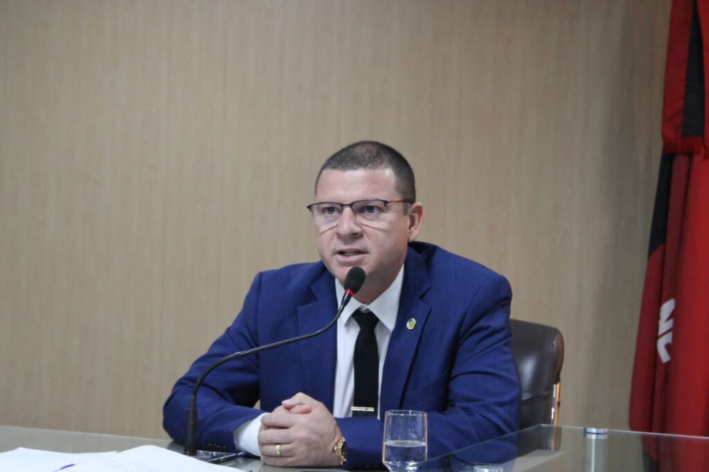 Vereador Dinho Papaleguas reforça apoio a Tovar, Romero e Veneziano e afirma que decisão para Governo do Estado será anunciada “no momento certo”