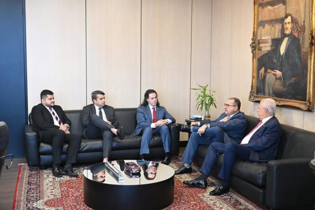 Veneziano articula pavimentação da BR que liga a Paraíba ao Rio Grande do Norte e beneficia a região de São Bento