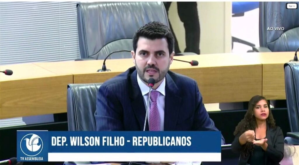ALPB aprova projeto de Wilson Filho que estabelece acompanhamento de recém-formados no mercado de trabalho