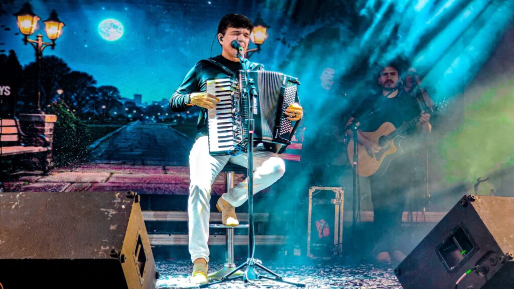 De “Sonho de Ícaro” a João Gomes: Waldonys costura gerações e transforma a Vila Sítio São João em palco de homenagens