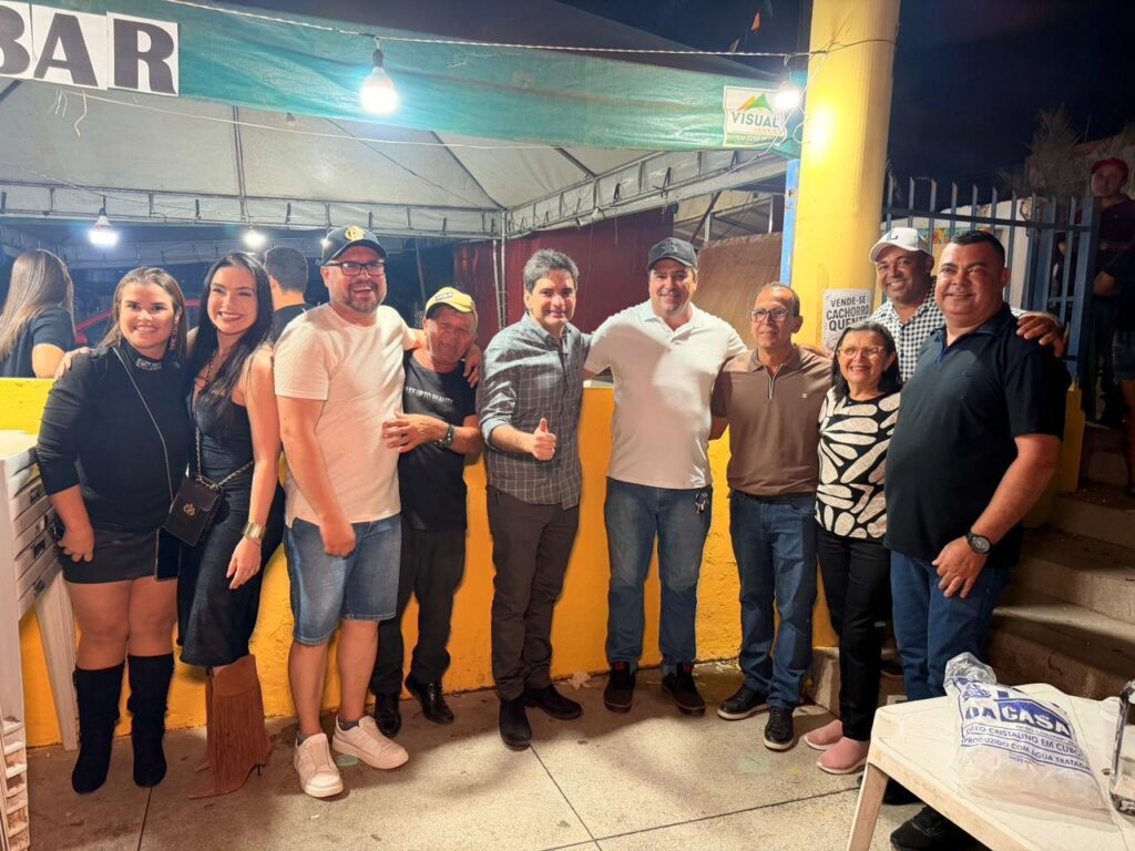 Murilo Galdino prestigia tradicional Festa de Santo Antônio em Camalaú