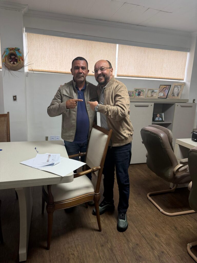 Pastor Luciano Breno declara apoio à reeleição de Saulo Germano, que alcança unanimidade na Câmara de Campina Grande