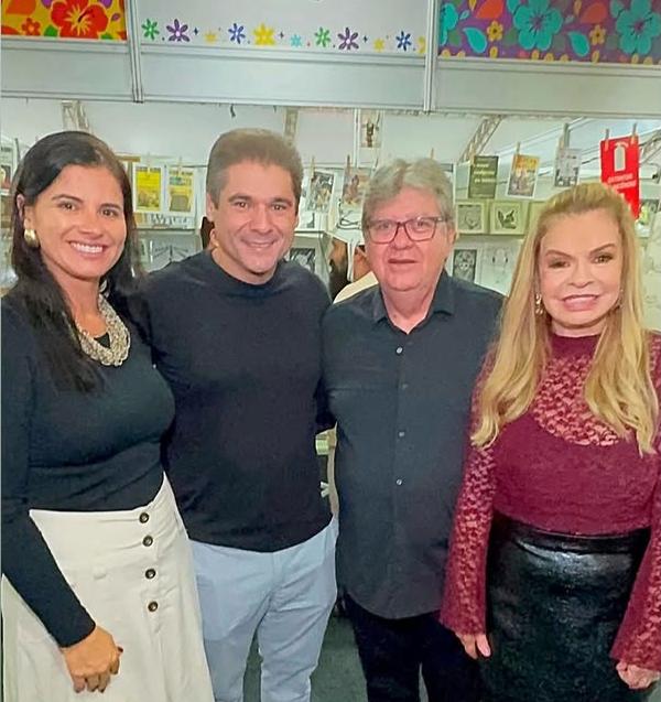 Vereadora Kallyna Dias participa da abertura do Salão do Artesanato e reforça apoio à pré-candidatura de João Azevêdo ao Senado