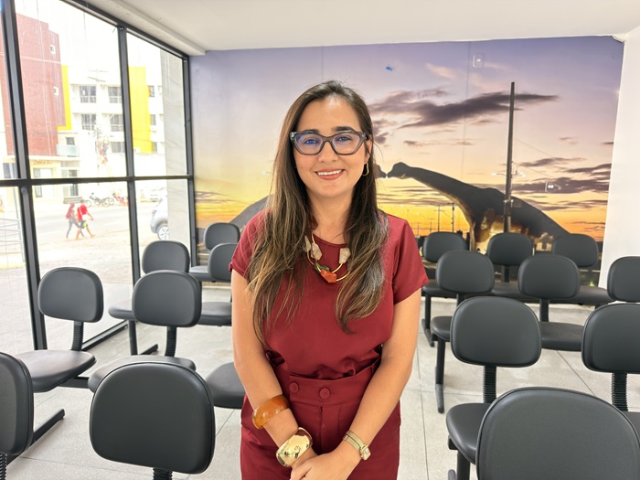 Prefeito Helder Carvalho nomeia primeira mulher cigana para coordenar a Estratégia de Saúde da Família em Sousa