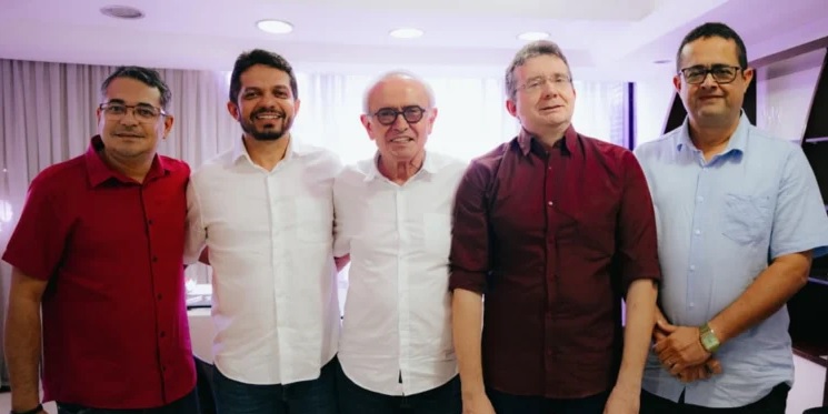 Grupo aliado de Branco Mendes em Caaporã fecha apoio à pré-candidatura de Cícero Lucena ao Governo da Paraíba