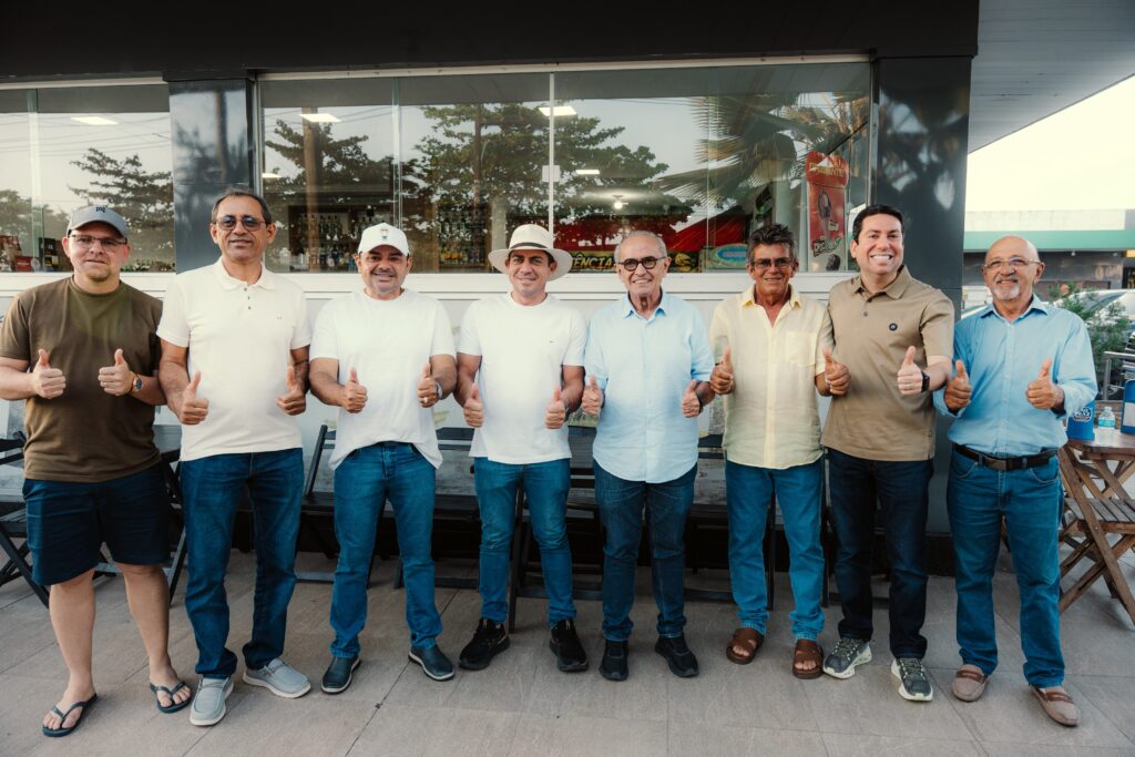 Cícero recebe adesão de presidente da Câmara e mais seis vereadores de Santa Rita e garante que município voltará a ter atenção do Estado