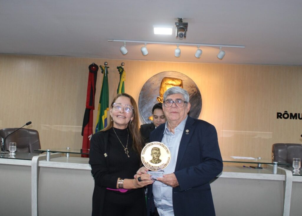 Câmara de Campina Grande homenageia engenheiro João de Freitas Motta