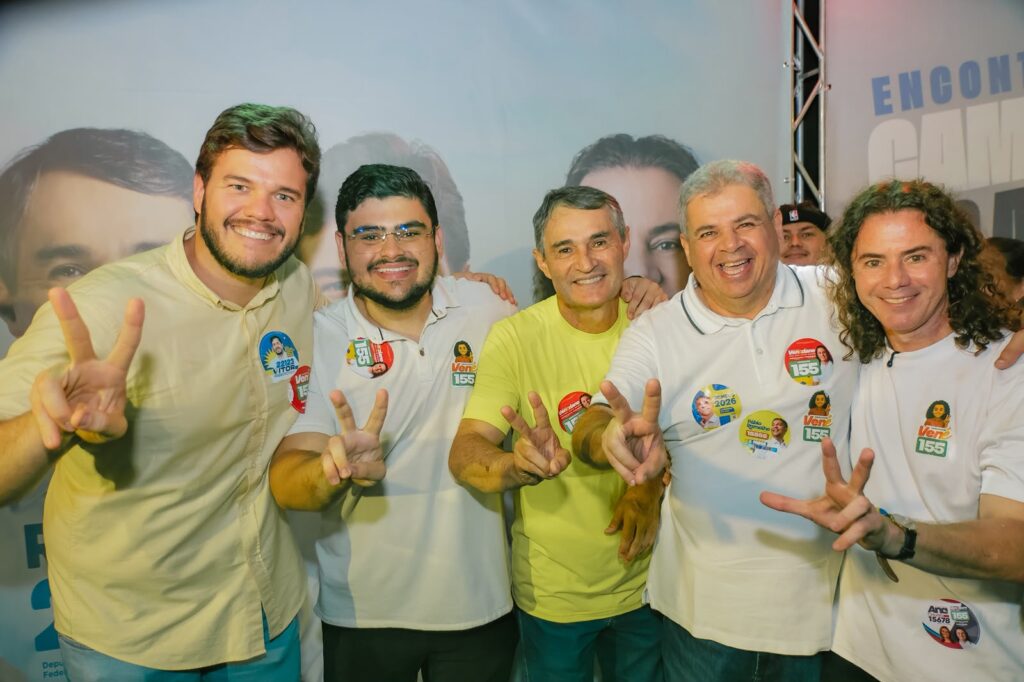 Vice-prefeito Alcindor Villarim participa de encontro em apoio às candidaturas de Romero e Veneziano em Campina Grande