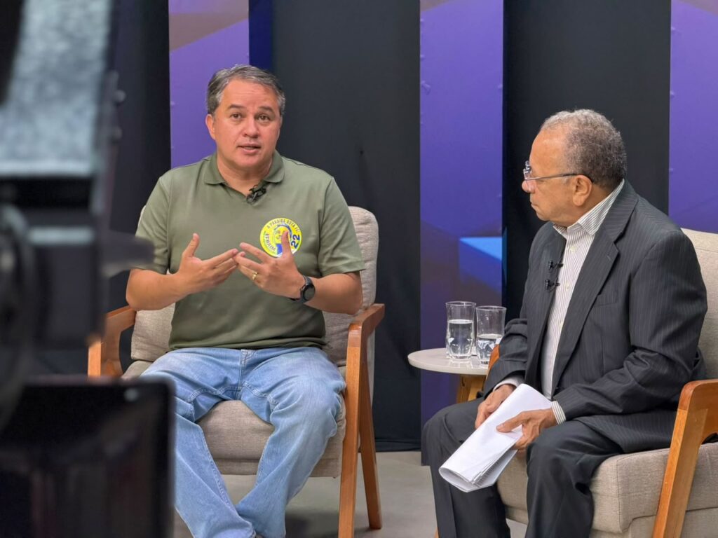 Efraim propõe garantia de crédito para mulheres vítimas de violência e apresenta propostas para economia, água e segurança em sabatina