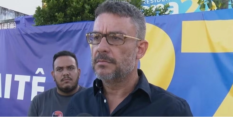 Pedro Coutinho desiste da disputa ao governo da Paraíba e anuncia apoio a Lucas Ribeiro