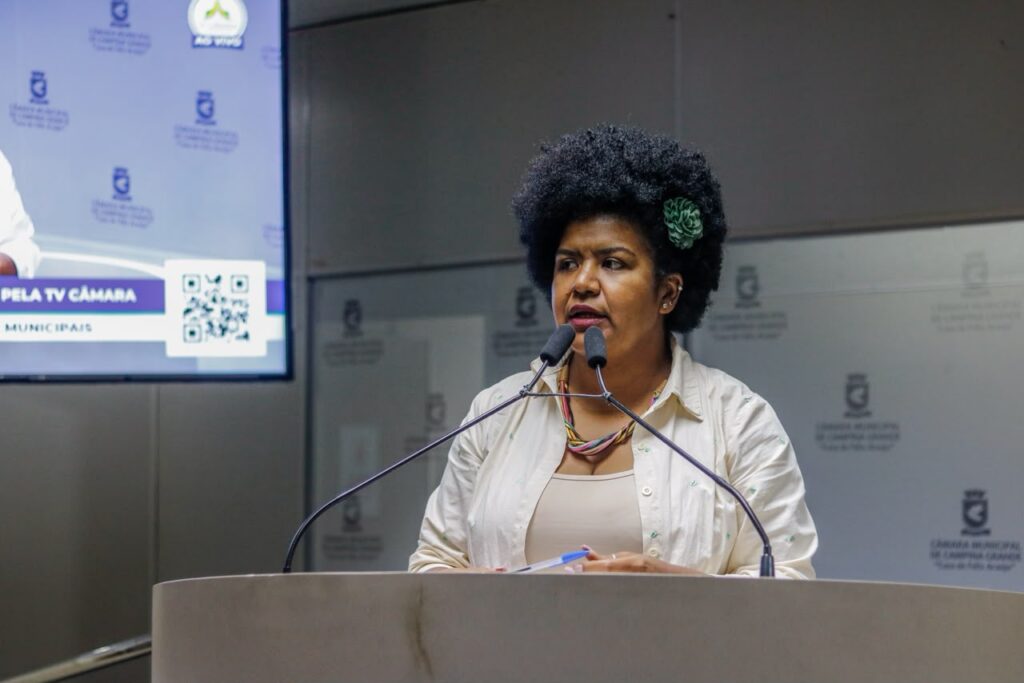 Câmara aprova projeto de Jô Oliveira que cria Dia de Luto e Memória às Vítimas de Feminicídio em Campina Grande
