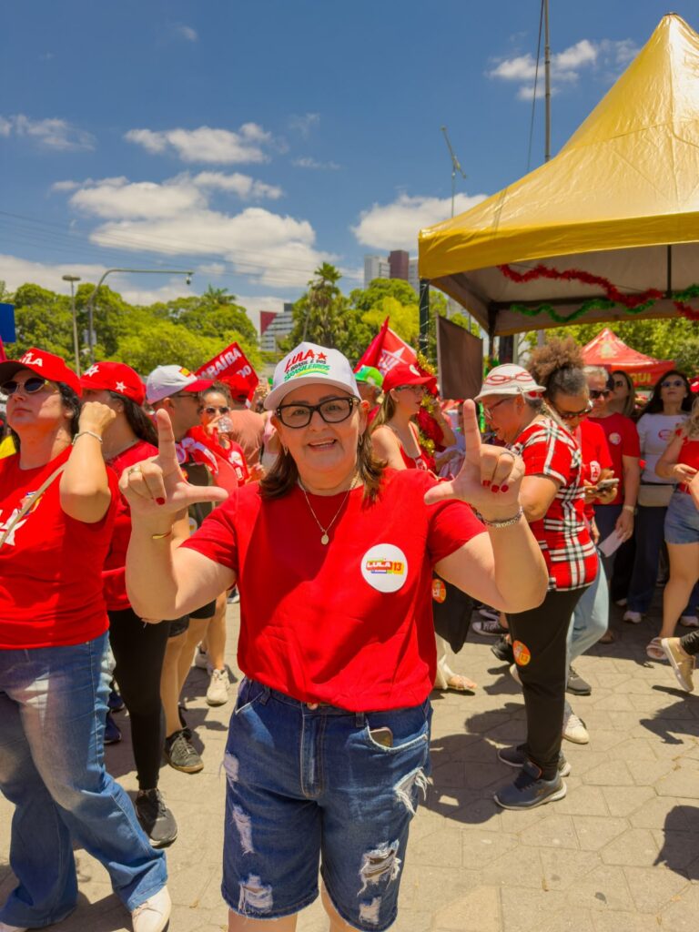 Vitória da democracia: Valéria Aragão celebra reeleição de Lula e destaca contribuição de Lucas e Adriano na Paraíba