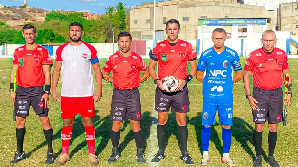 Cruzeiro de Itaporanga e Auto Esporte empatam no Zezão e deixam decisão do acesso para João Pessoa