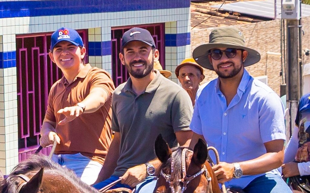 Prefeito Ednailton Sabino participa da 12ª Cavalgada de Igaracy e destaca valorização da cultura nordestina