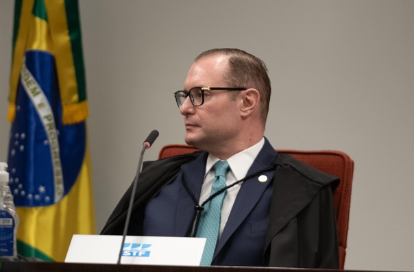 Eleições 2026: Zanin aceita pedido do PT e adia votação até as 19h